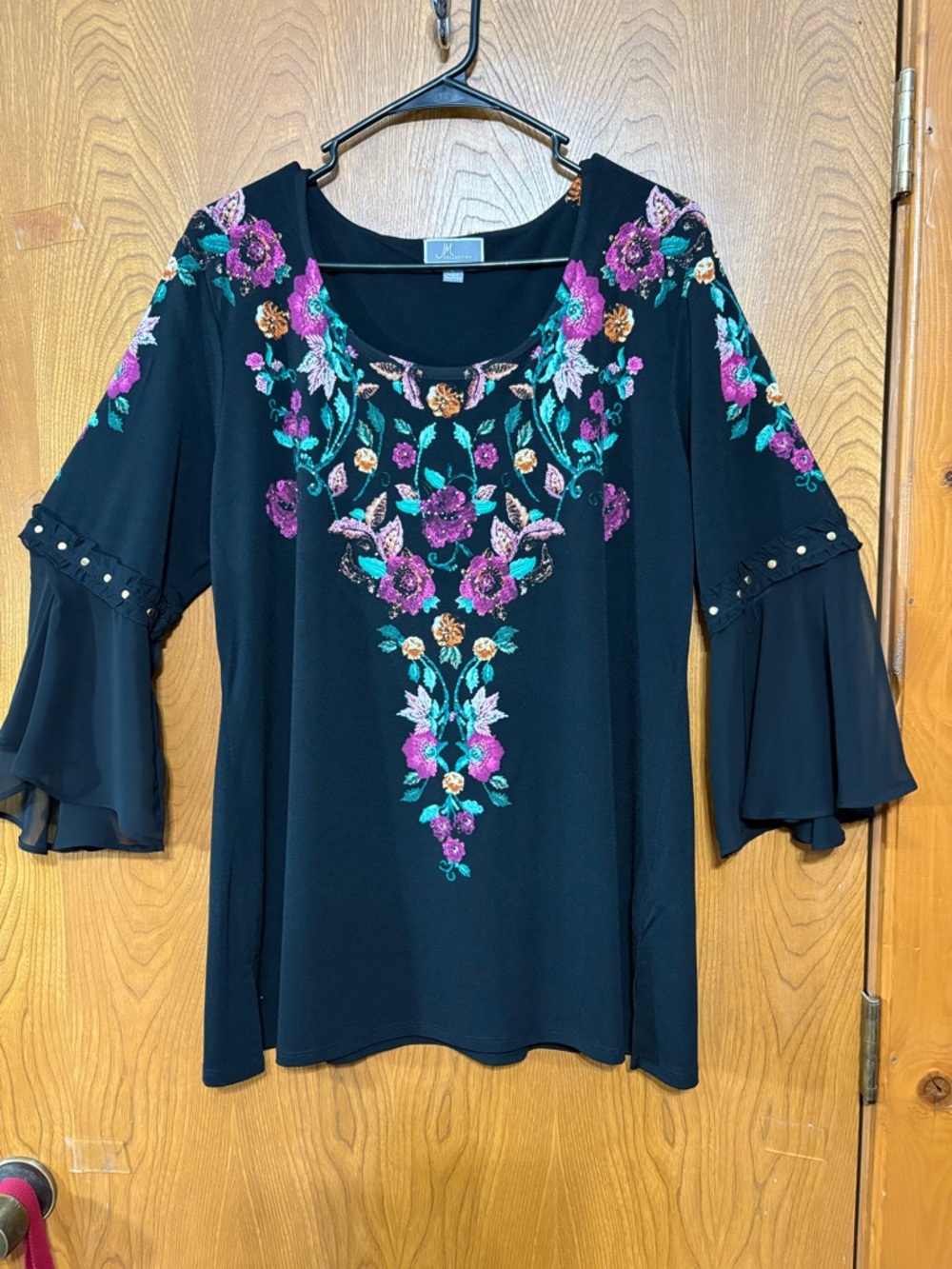 Black Floral and Embellished Bell-Sleeve Tunic L